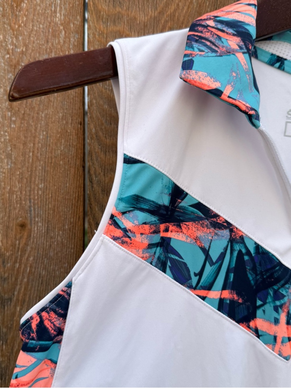 SLAZENGER Golf Women’s White Sleeveless Zip Polo Tropical Print Accents Small - Picture 4 of 11